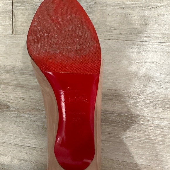 Authentic Louboutin 3in heels, 37.5 - Picture 5 of 9